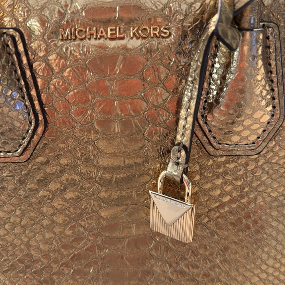 Michael Kors Gold Textured Handbag - Picture 6 of 8
